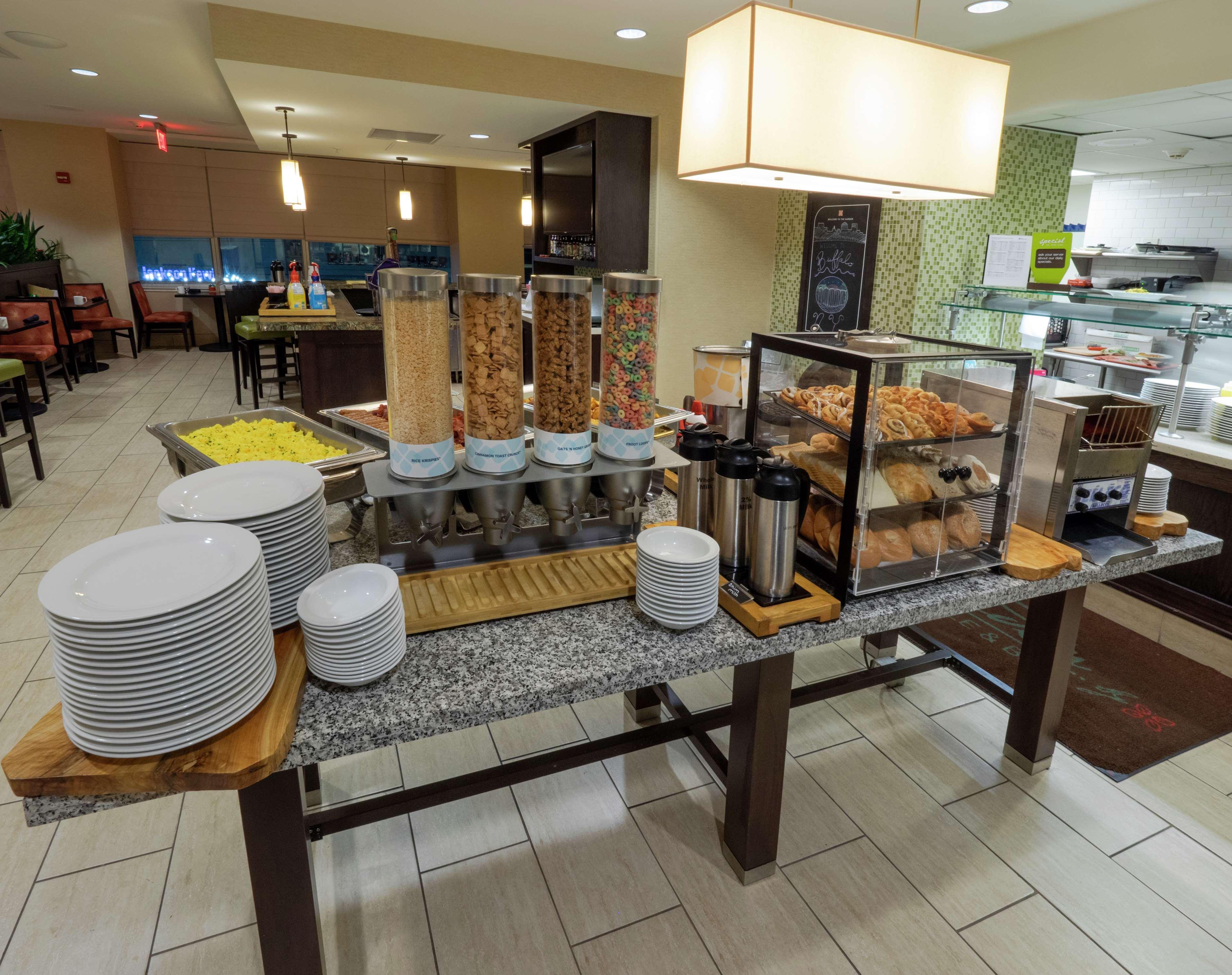 The Hilton Garden Inn Buffalo-Downtown Εξωτερικό φωτογραφία