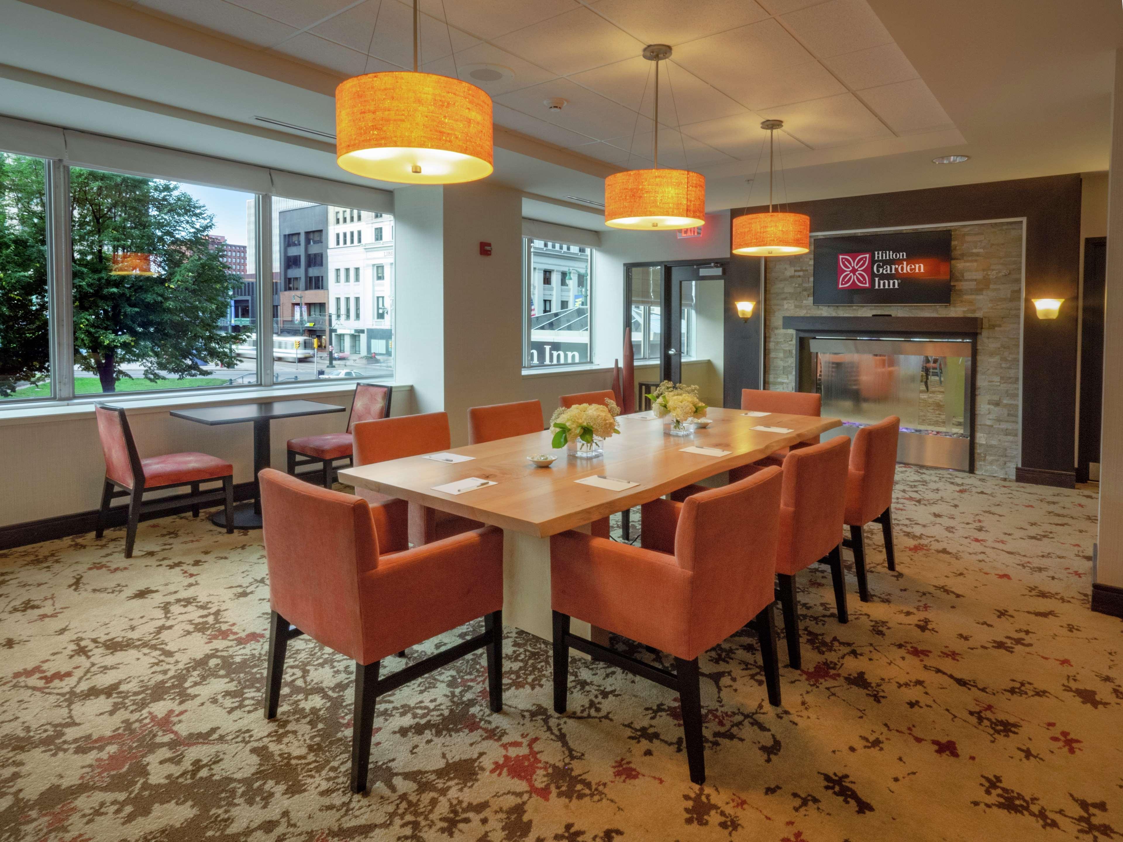 The Hilton Garden Inn Buffalo-Downtown Εξωτερικό φωτογραφία