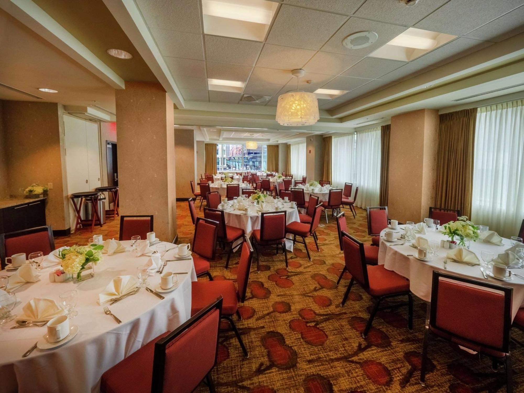 The Hilton Garden Inn Buffalo-Downtown Εξωτερικό φωτογραφία