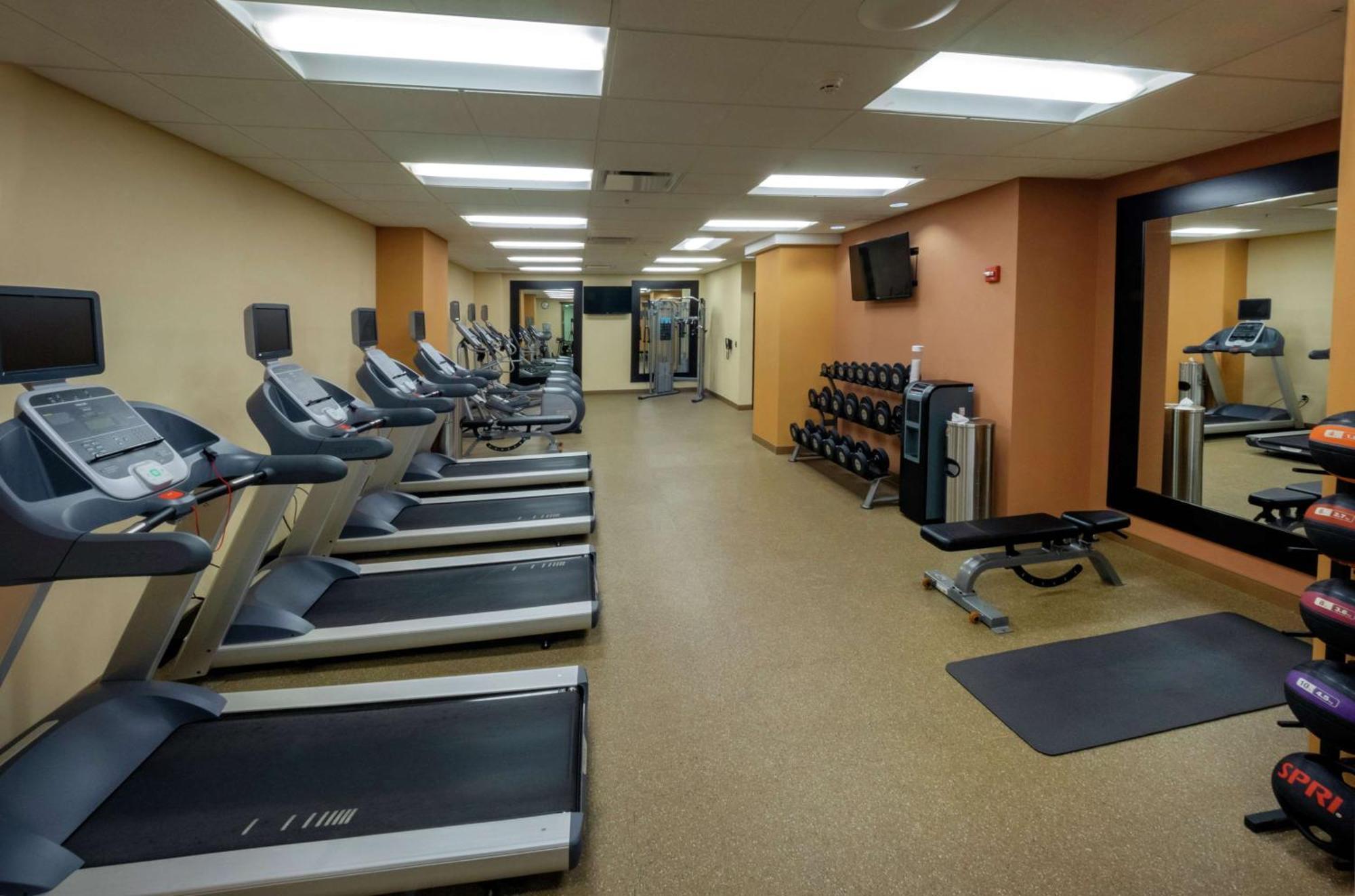 The Hilton Garden Inn Buffalo-Downtown Εξωτερικό φωτογραφία