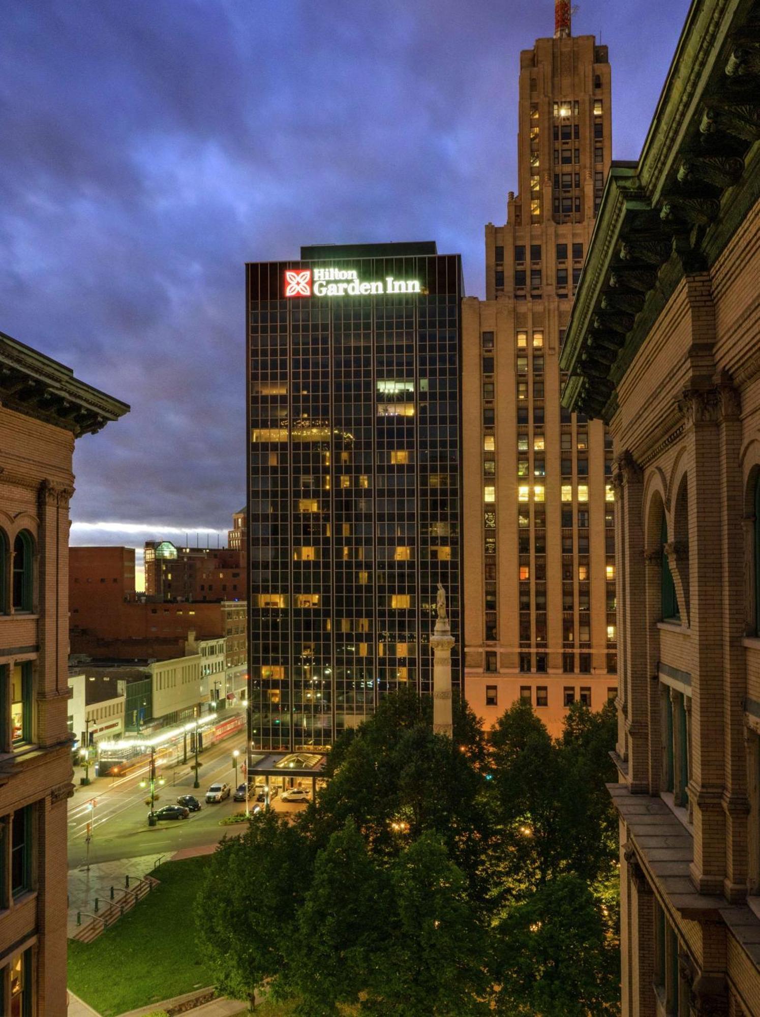 The Hilton Garden Inn Buffalo-Downtown Εξωτερικό φωτογραφία